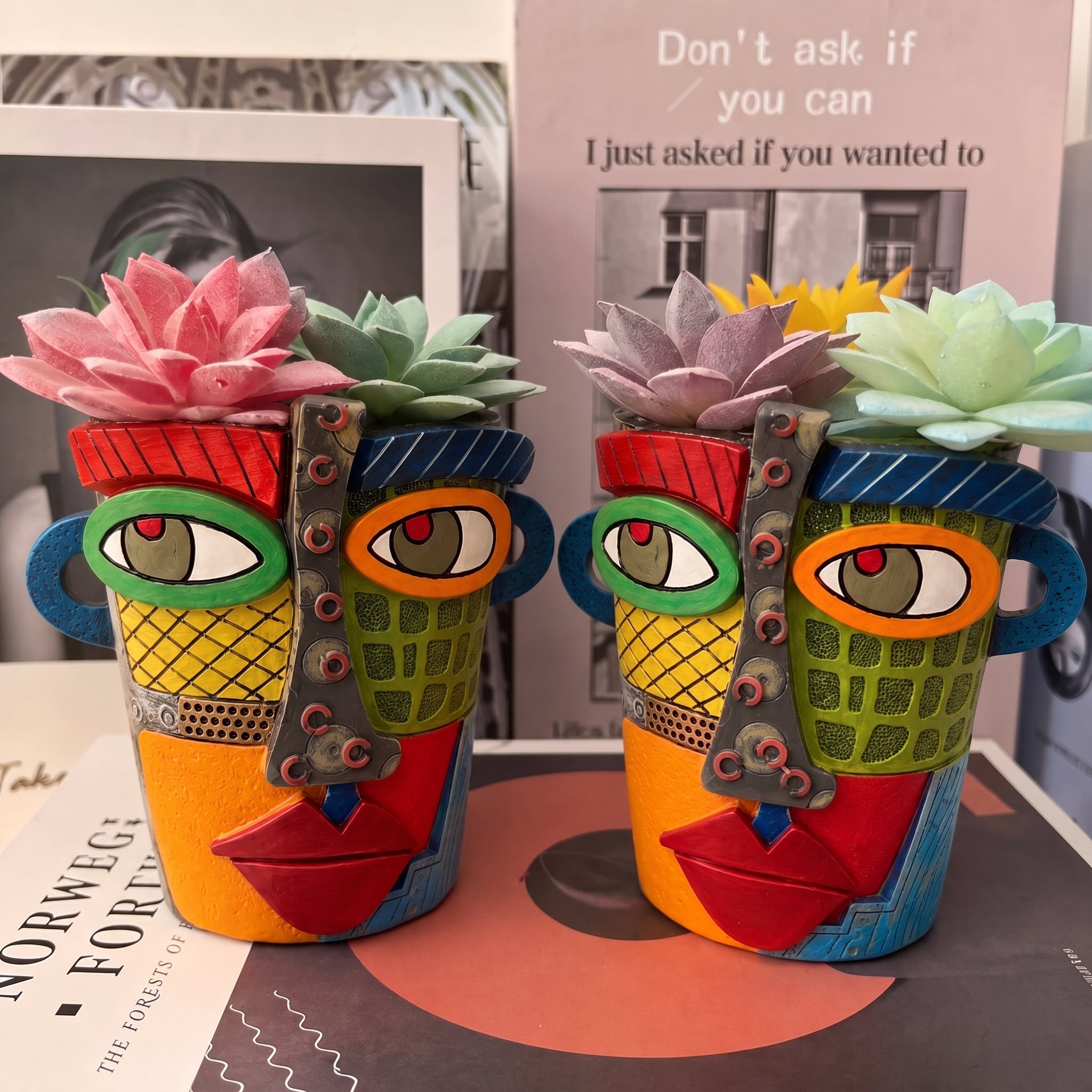 Decorative Flower Vase in Abstract Face Design - Vases - Oaksoho