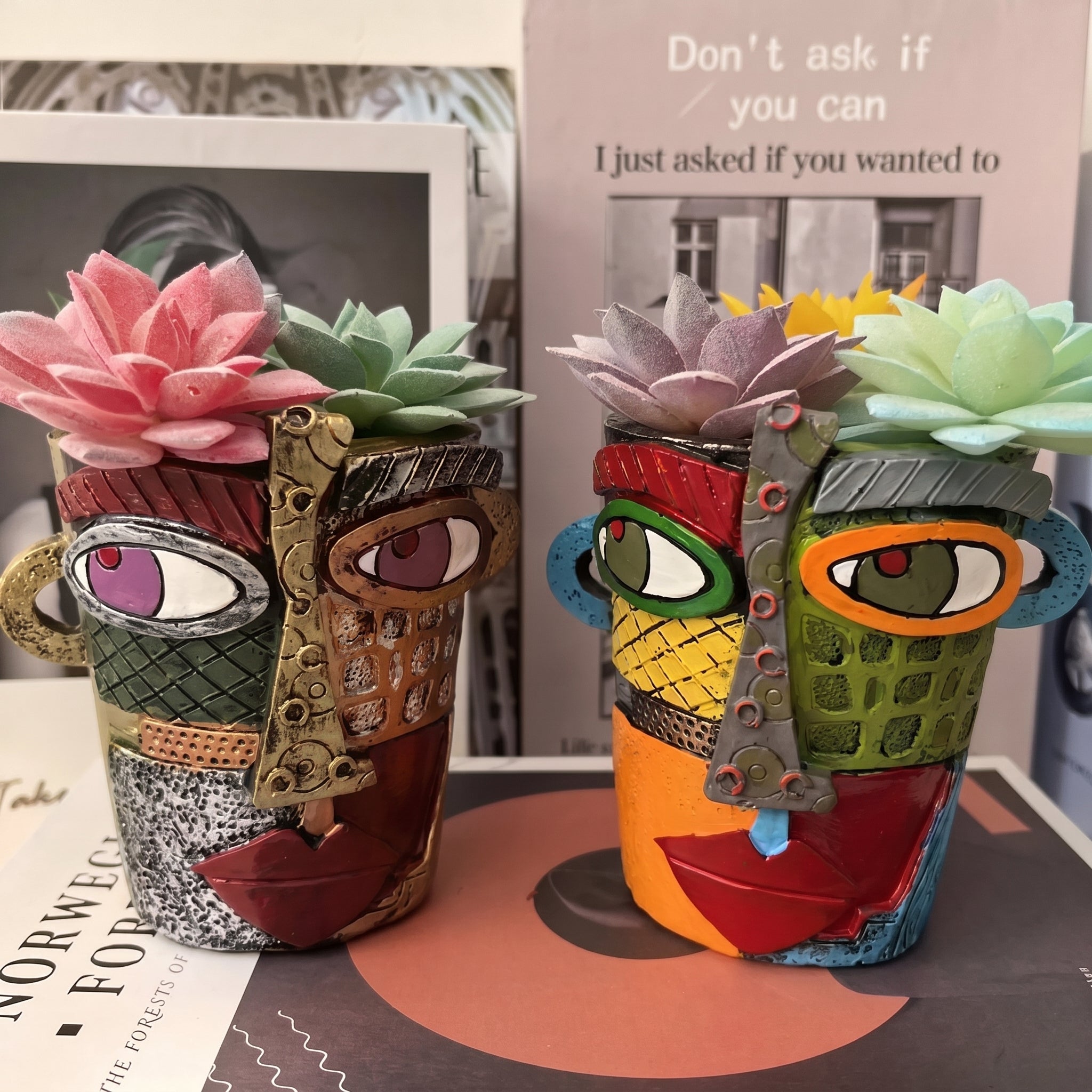 Decorative Flower Vase in Abstract Face Design - Vases - Oaksoho