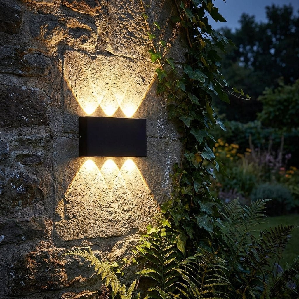 Elina – Modern LED Wall Light for Indoor & Outdoor Use in Black & White - Wall Light - 6W | Black - Oaksoho