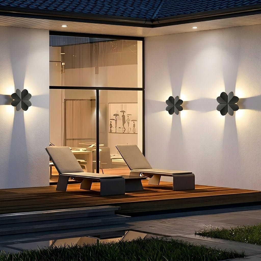 LED Outdoor Wall Light in Decorative Form - Wall Light - Black - Oaksoho