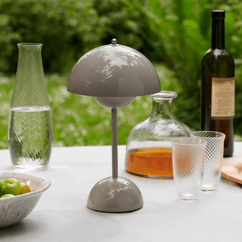 LED Table Lamp in Modern Arch Design - Tischlampen - Red - Oaksoho