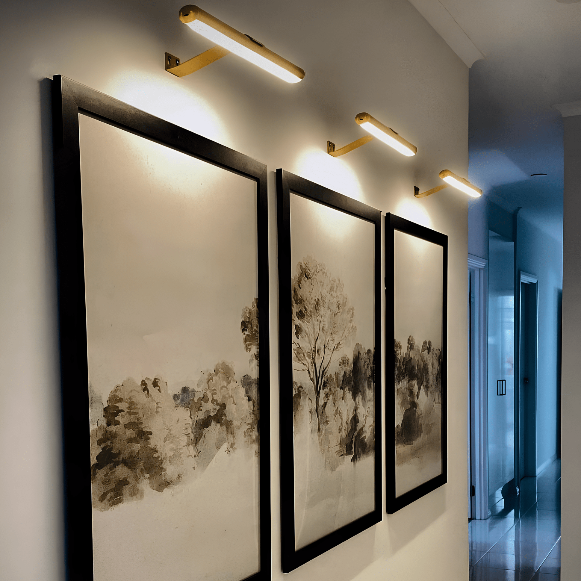 Modern Linear LED Wall - Mounted Gallery Light - Wall Light - Gold - Oaksoho