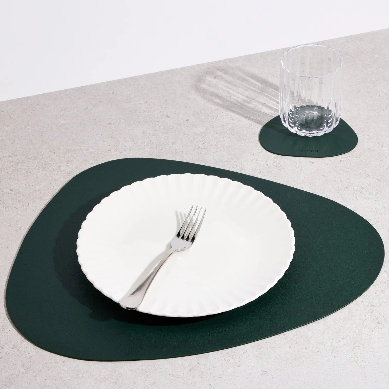 Modern Triangular Placemat - Placemat - Dark Green - Oaksoho