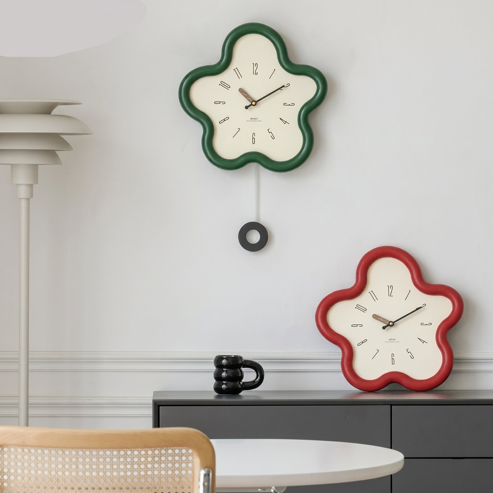 Modern Wall Clock in Flower Shape - Wall Clock - White - Oaksoho