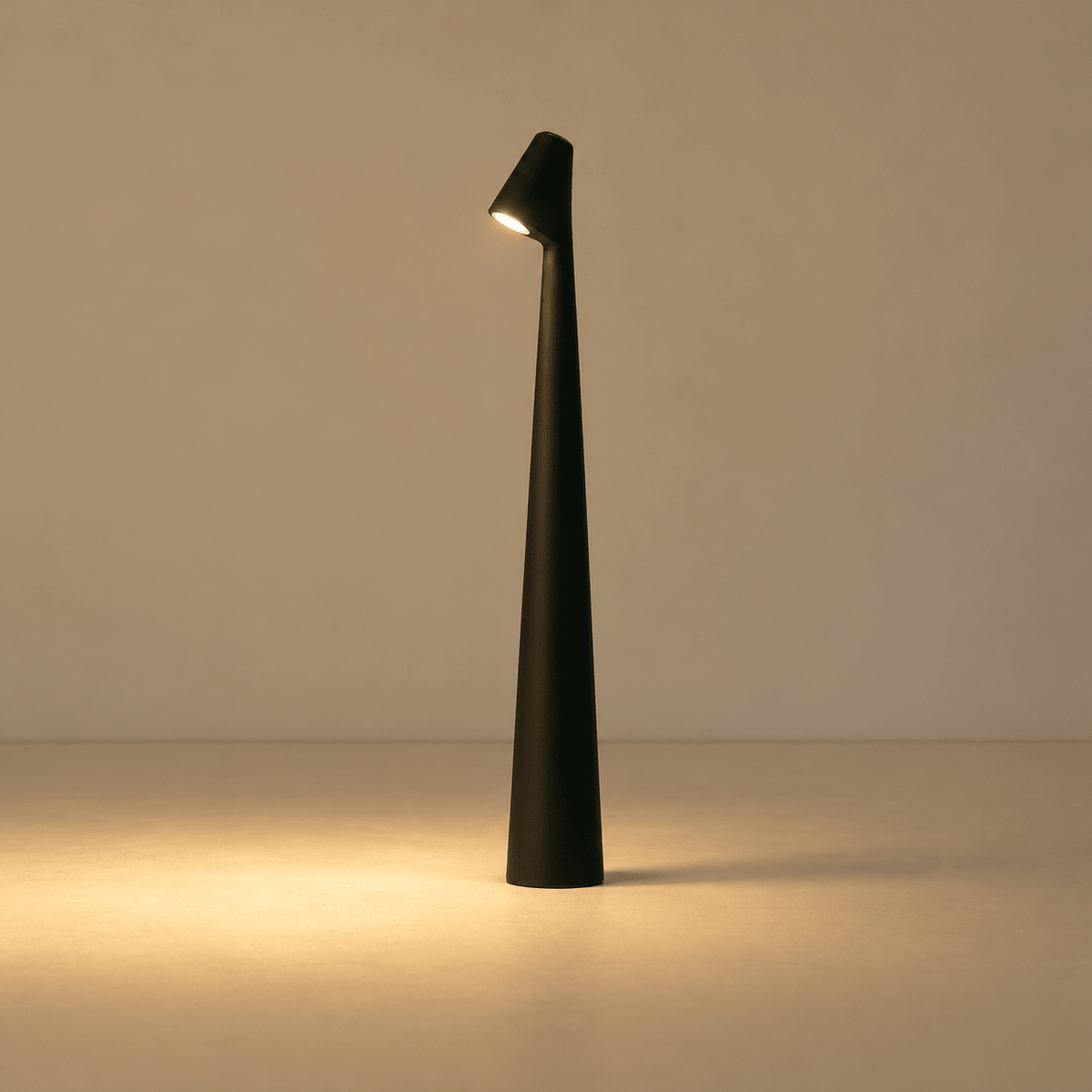 Nordic Wireless LED Table Lamp with Touch Control - Table Lamps - Black - Oak Soho
