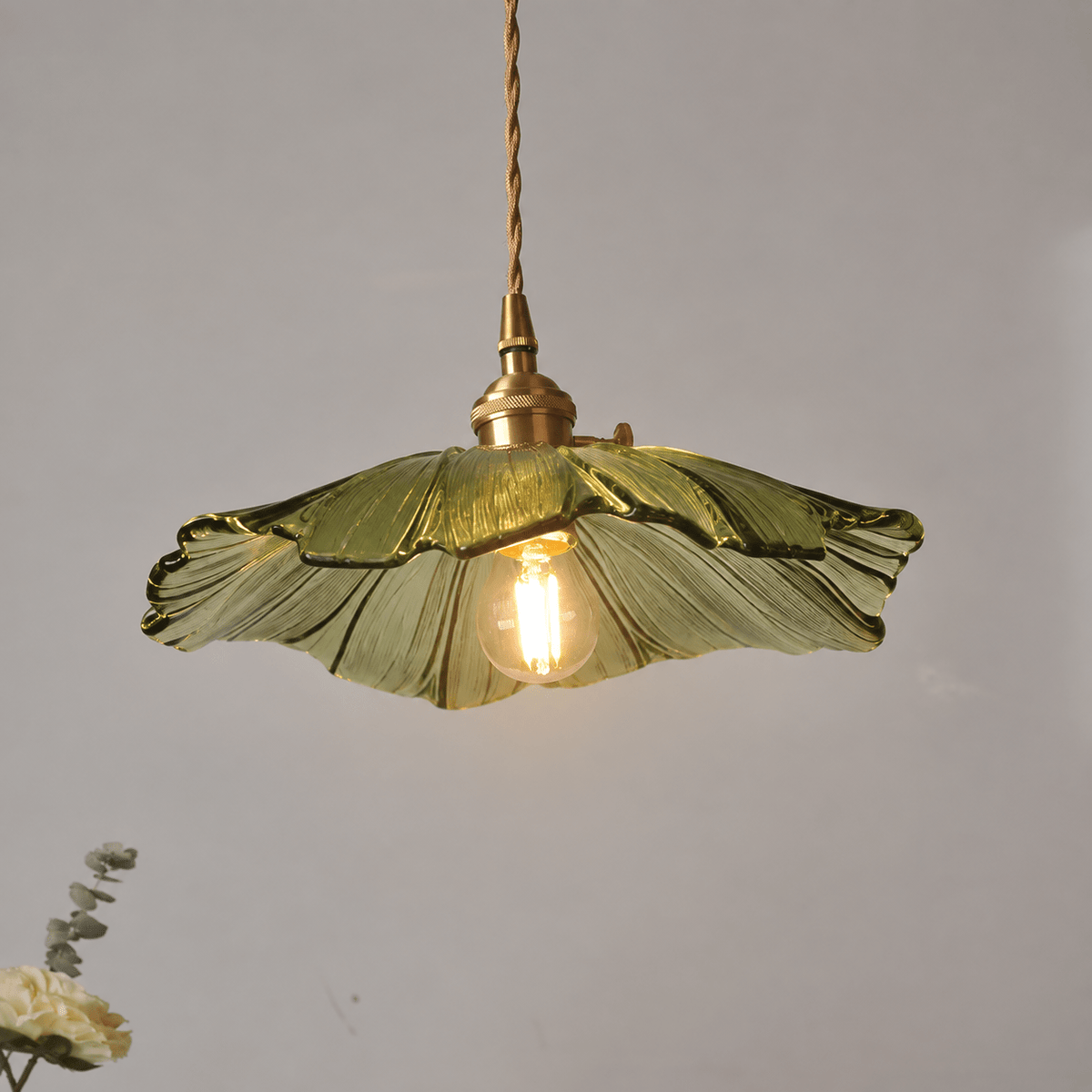 Petal Shaped Glass Pendant Light for Ceiling Lighting - Pendant Light Fixtures - Green - Oaksoho