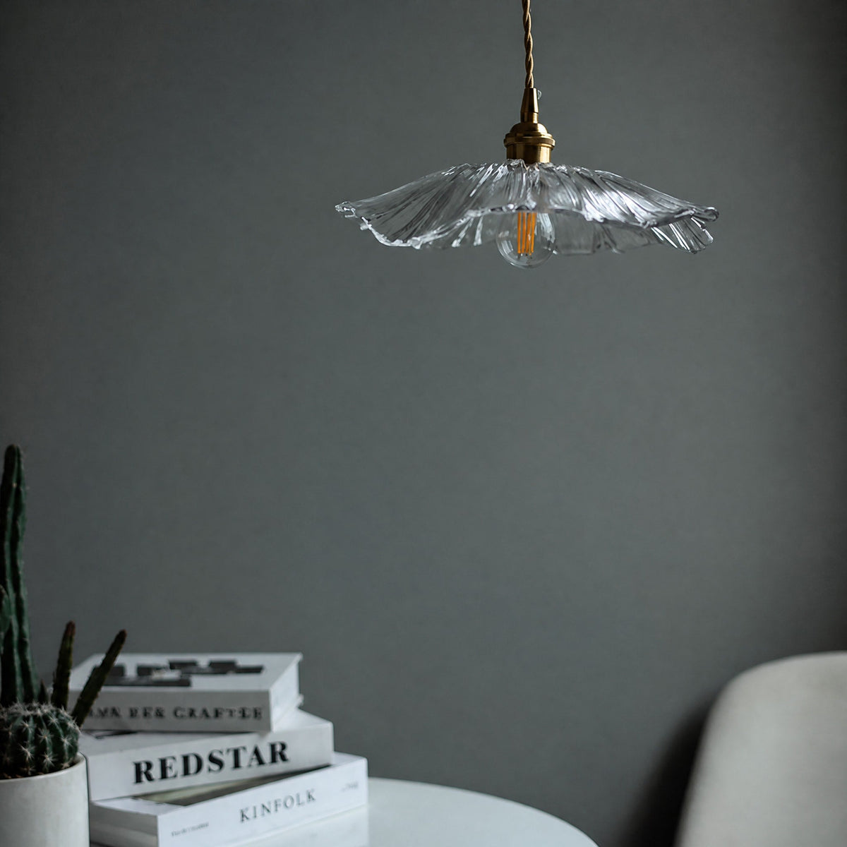 Petal Shaped Glass Pendant Light for Ceiling Lighting - Pendant Light Fixtures - White - Oaksoho