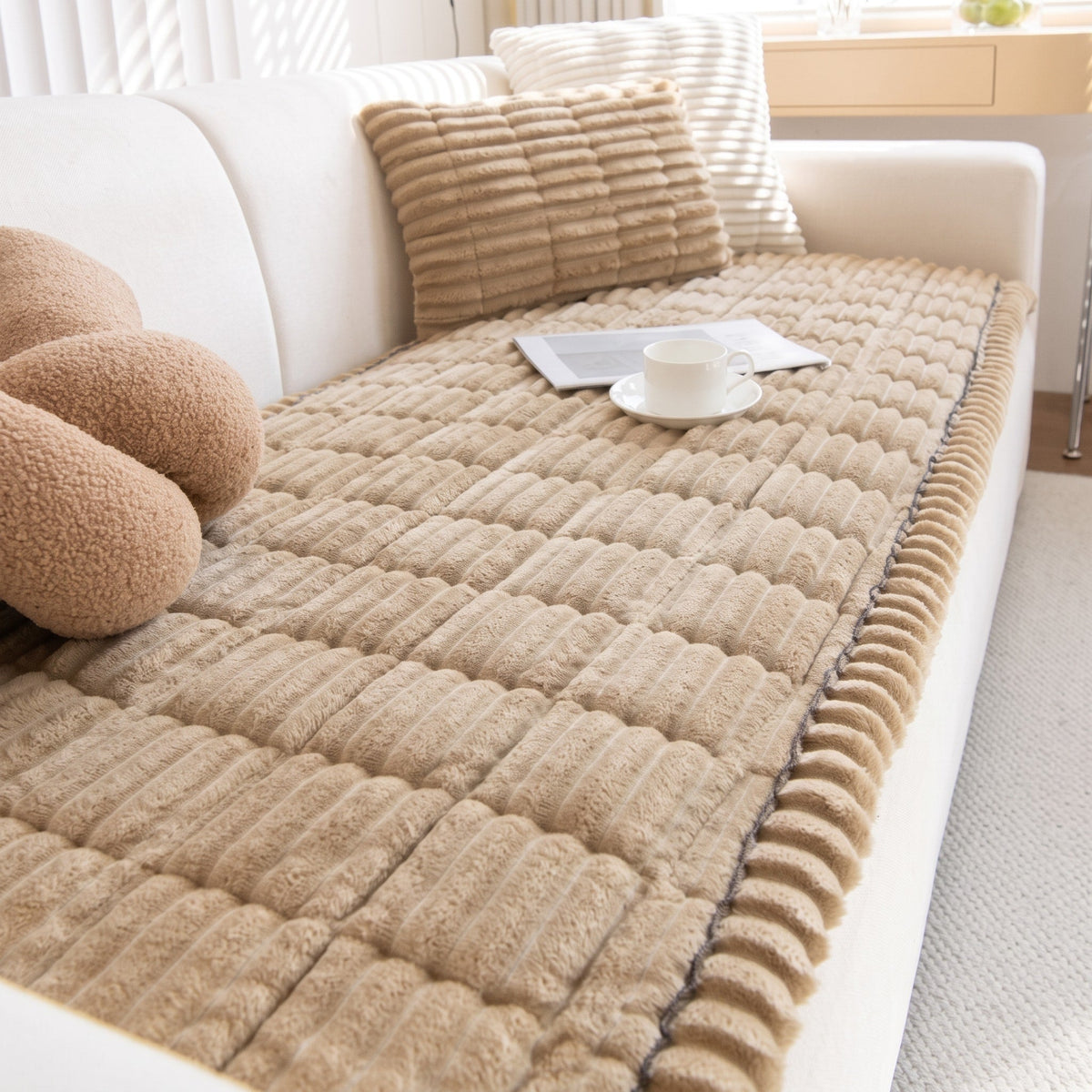 Quilted Plush Sofa Cover Furniture Protector Throw - Slipcovers - Dark Grey - Oak Soho