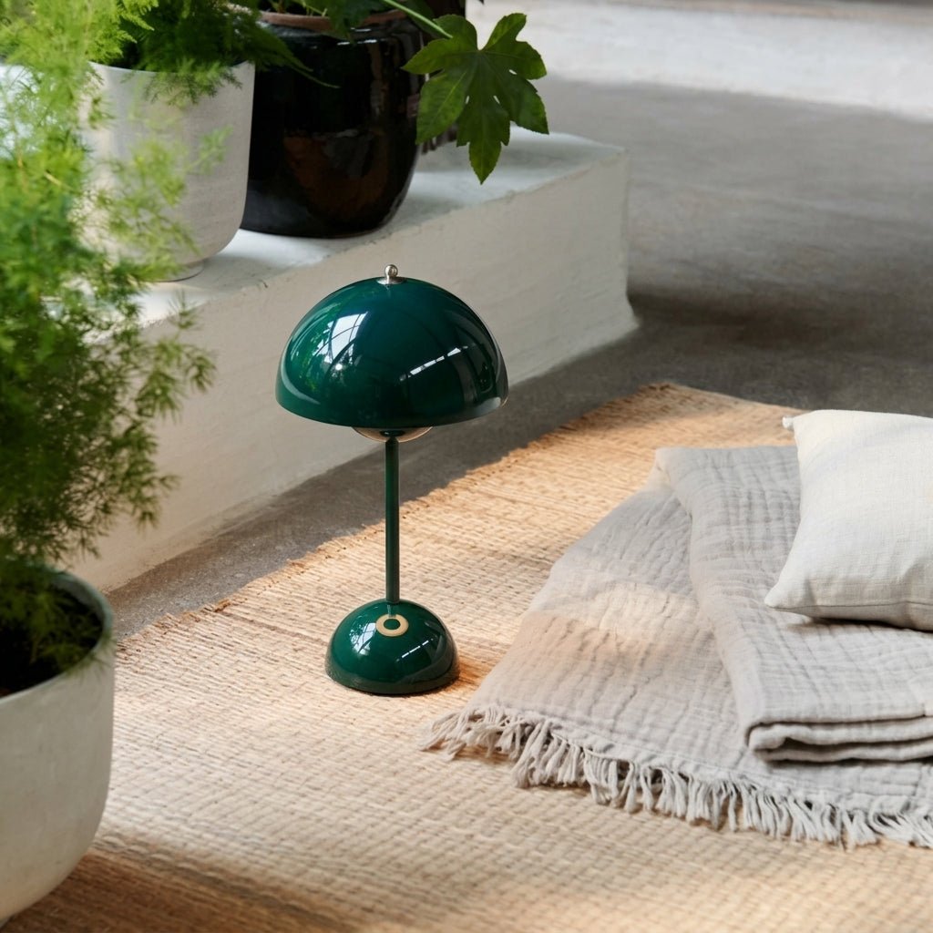 Retro Table Lamp with Mushroom-shaped Shade - Table Lamp - Dark Green - Oaksoho