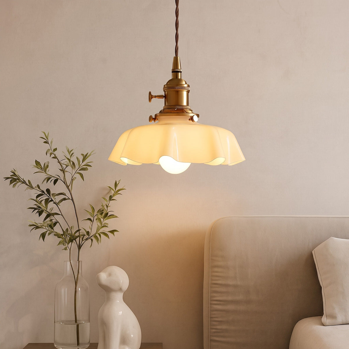 Scalloped Glass Pendant Light with Brass Fitting - Pendant Light Fixtures - Oaksoho