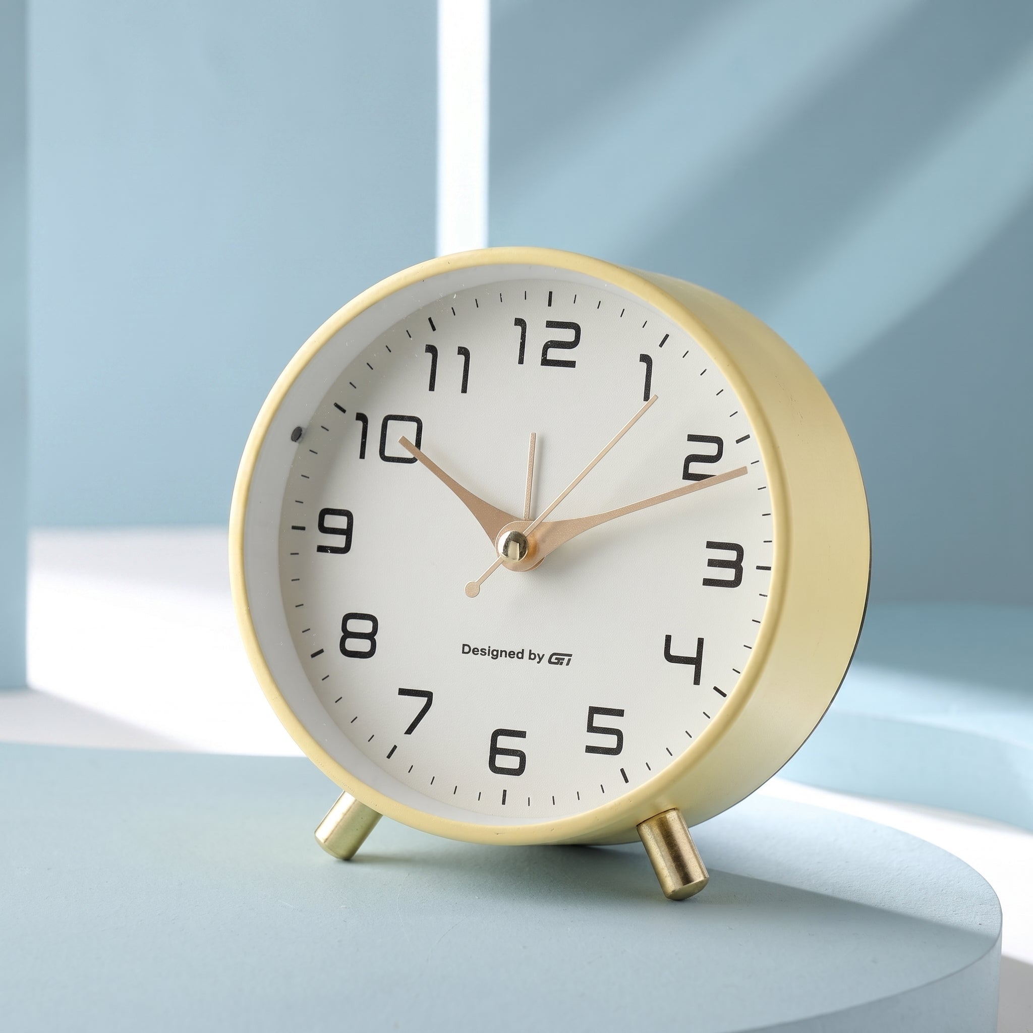Scandinavian Round Silent Desk Clock with Brass Accents - Desk Clock - Yellow - Oaksoho
