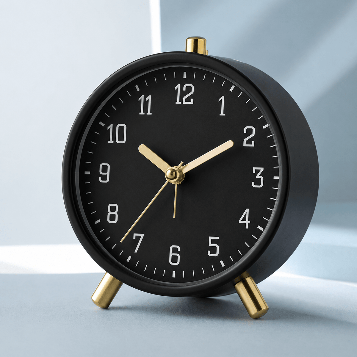 Scandinavian Round Silent Desk Clock with Brass Accents - Desk Clock - Black - Oaksoho