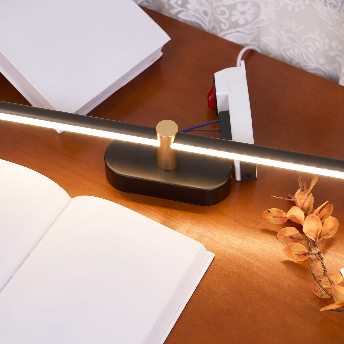 Slim Linear LED Wall Light for Bathroom Mirrors - Wall Light Fixtures - Black - Oaksoho