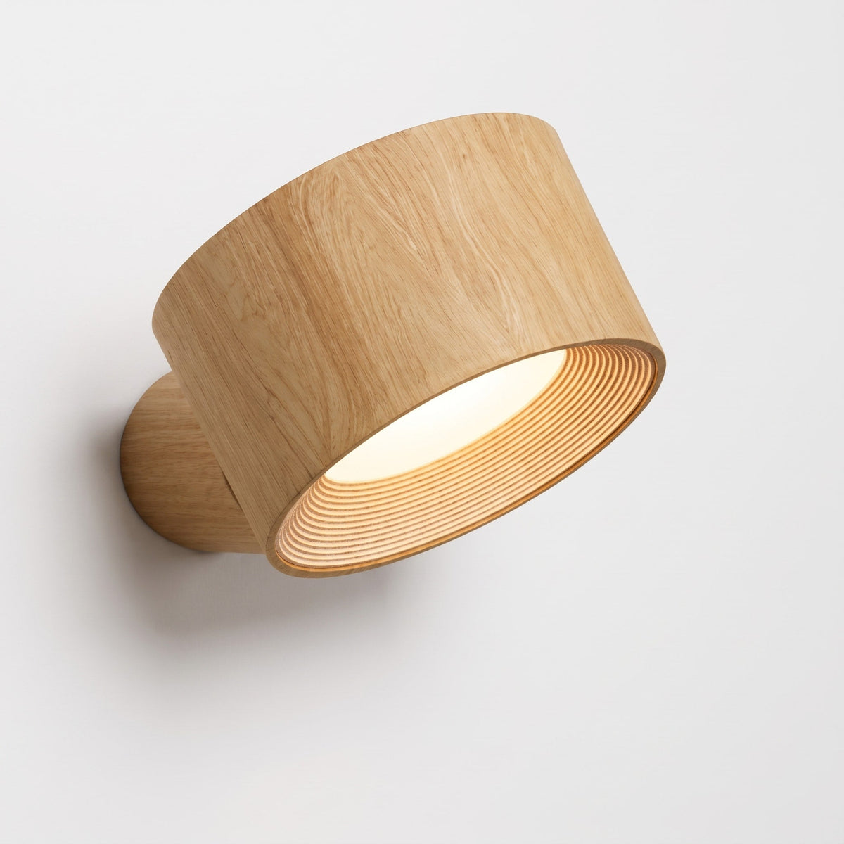 Stick-On Wall Light with Magnetic 360 Degree Rotation - Wall Light Fixtures - Light Brown - Oak Soho