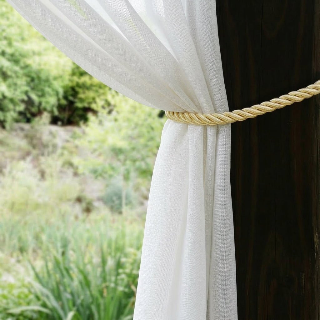 White Outdoor Sheer Curtain with Loops - Außenvorhänge - White - Oaksoho