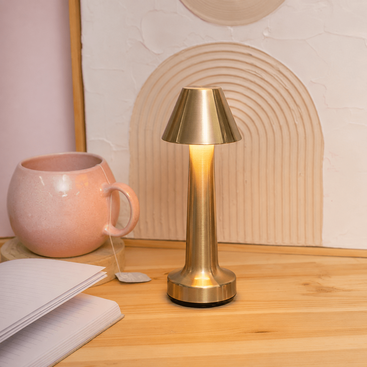 Wireless LED Table Lamp with Round Shade and Slim Base - Table Lamps - Rose gold - Oaksoho