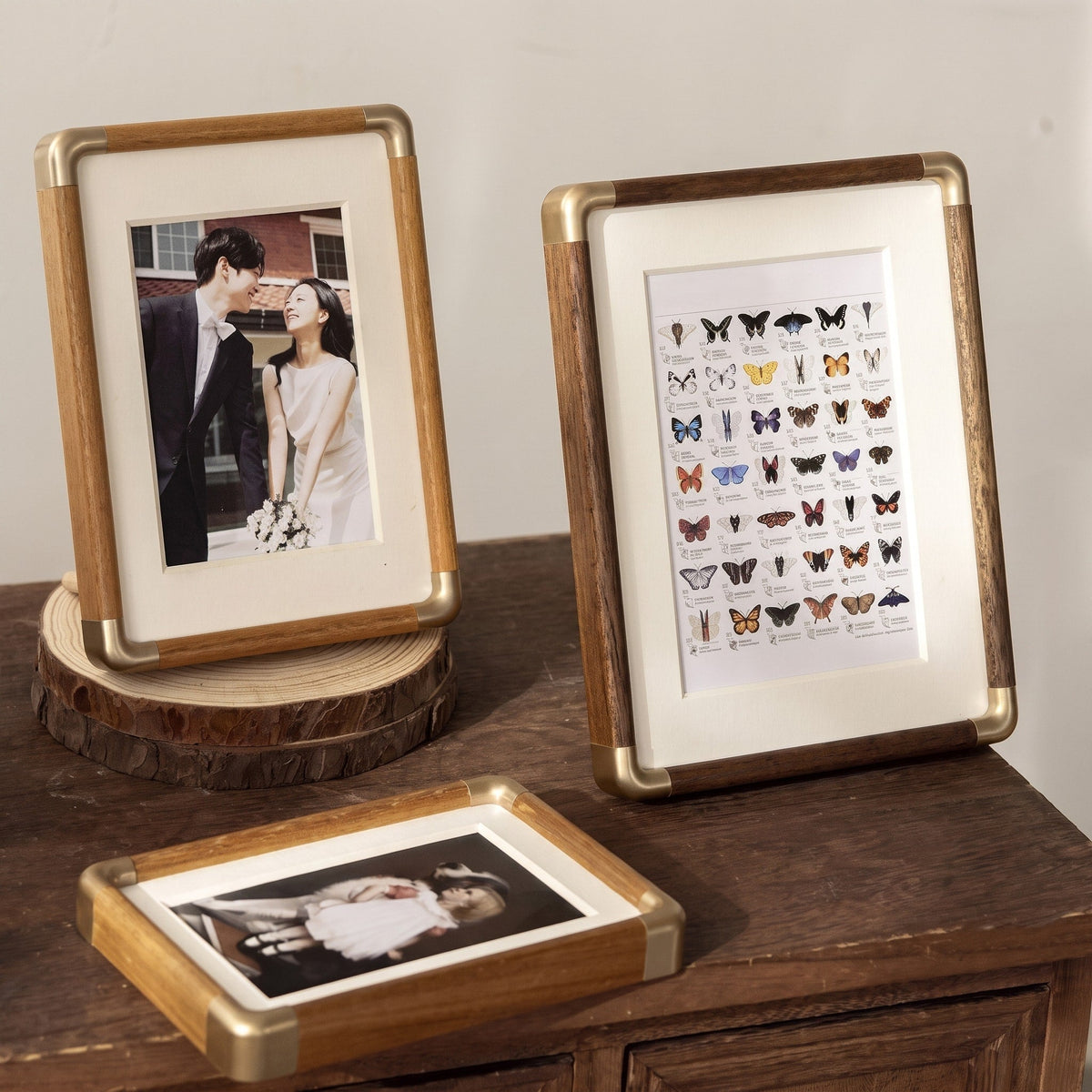 Wooden Tabletop Photo Frame with Gold Corner Trim - Picture Frames - Dark Brown - Oaksoho