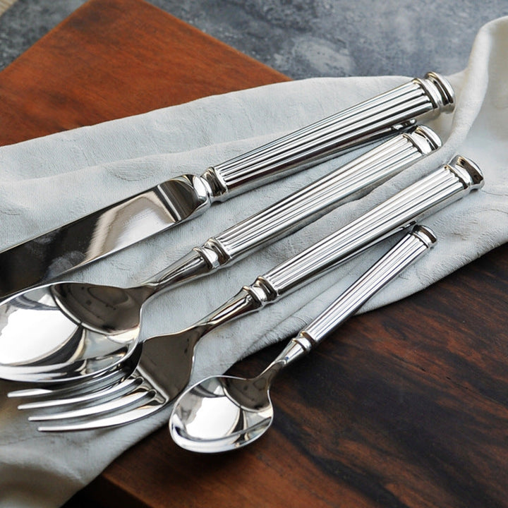 4-piece Silver Cutlery Set with a Ribbed Handle