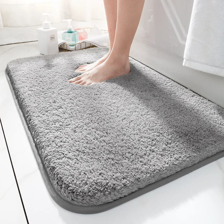 Soft and Absorbent Bath Mat for the Bathroom