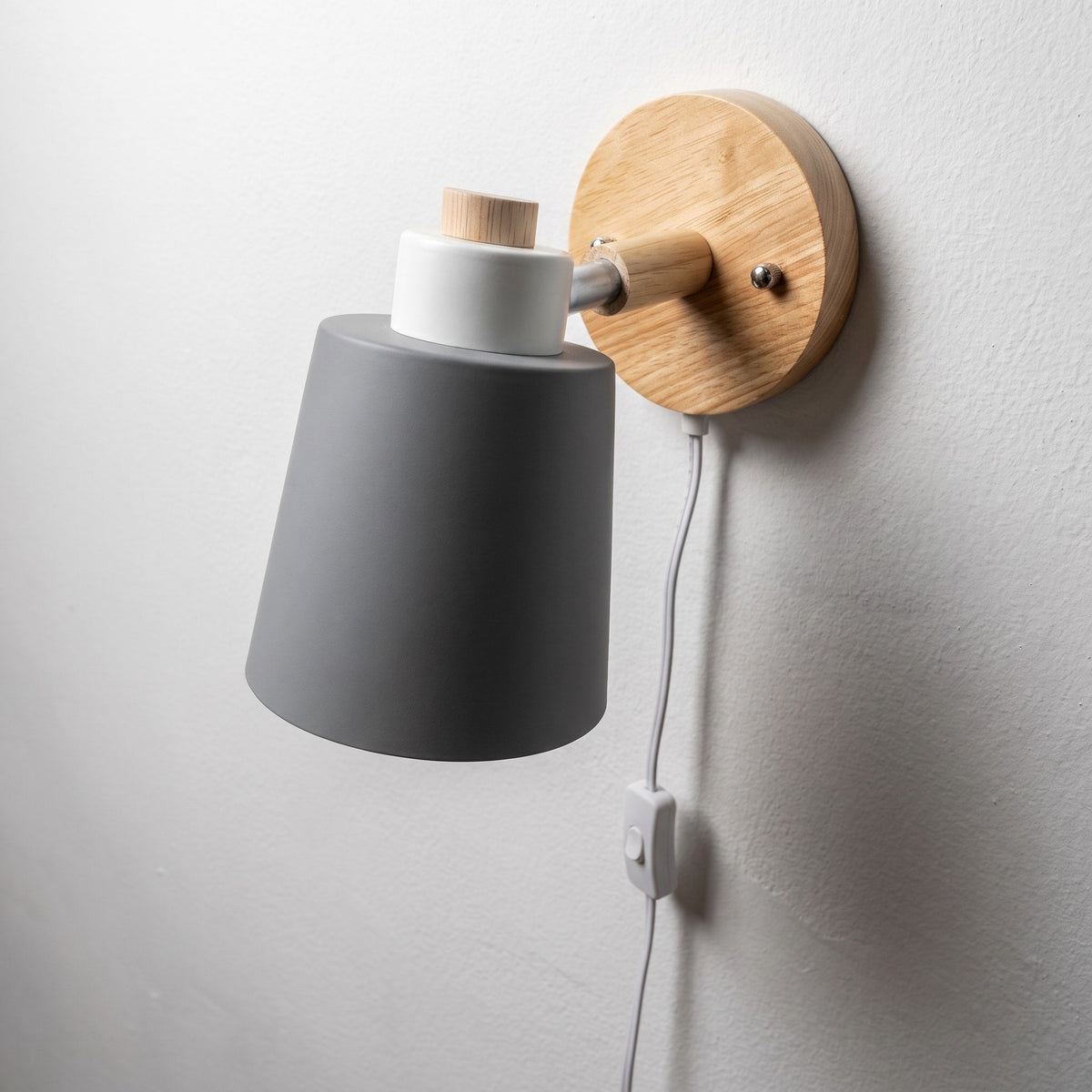 Adjustable Wooden Wall Light with Rotating Metal Shade - Wall Light Fixtures - Black - Oaksoho