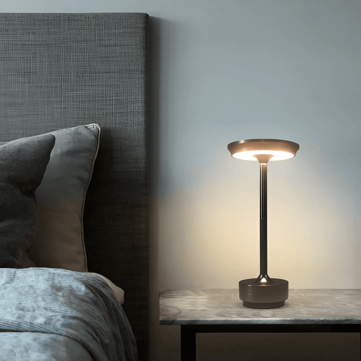 AmberGlow – Wireless Rechargeable Mood Light - Tischlampen - Gold - Oaksoho