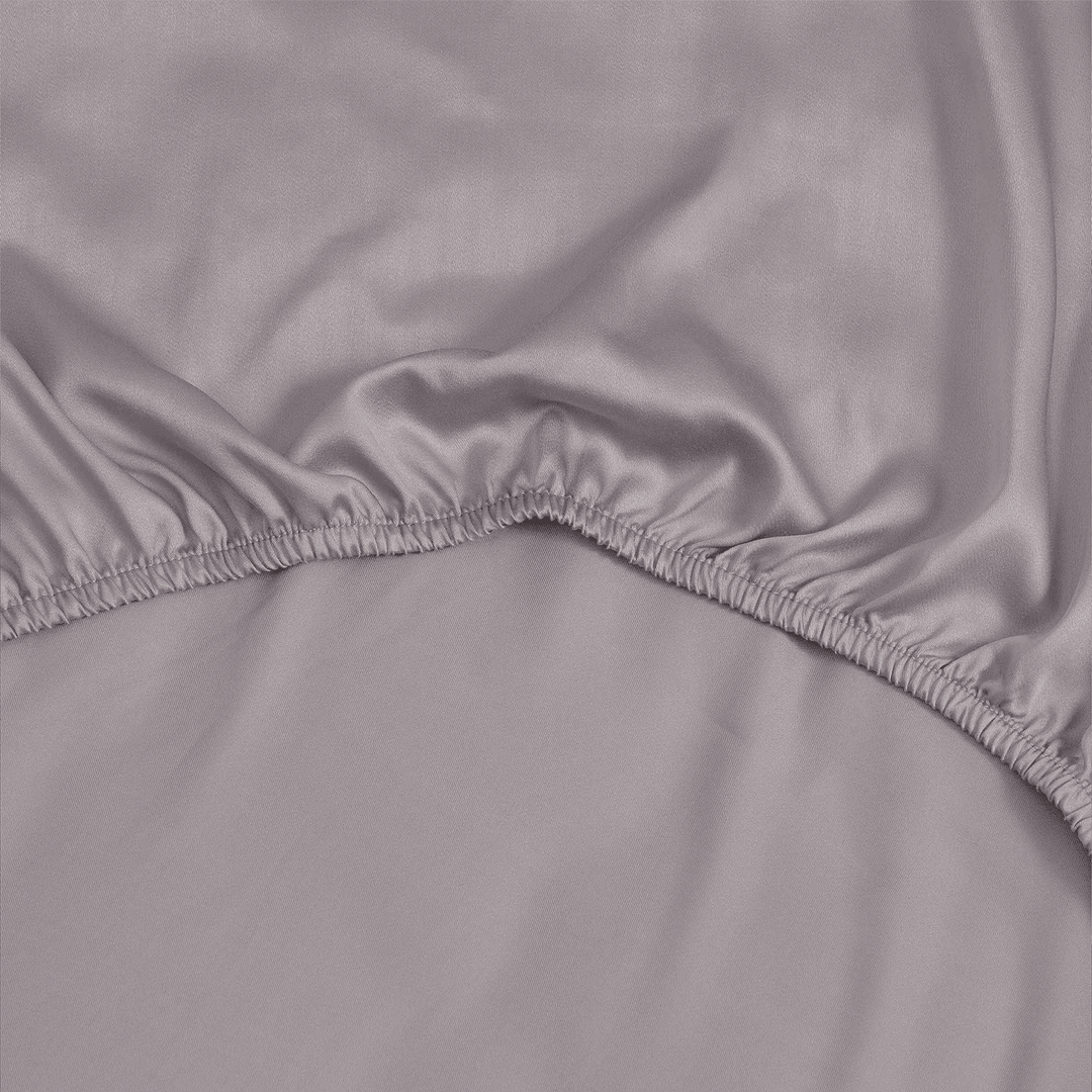 Bedding Set with Fitted Sheet and Two Pillowcases - Bedroom - Light Grey - Oaksoho