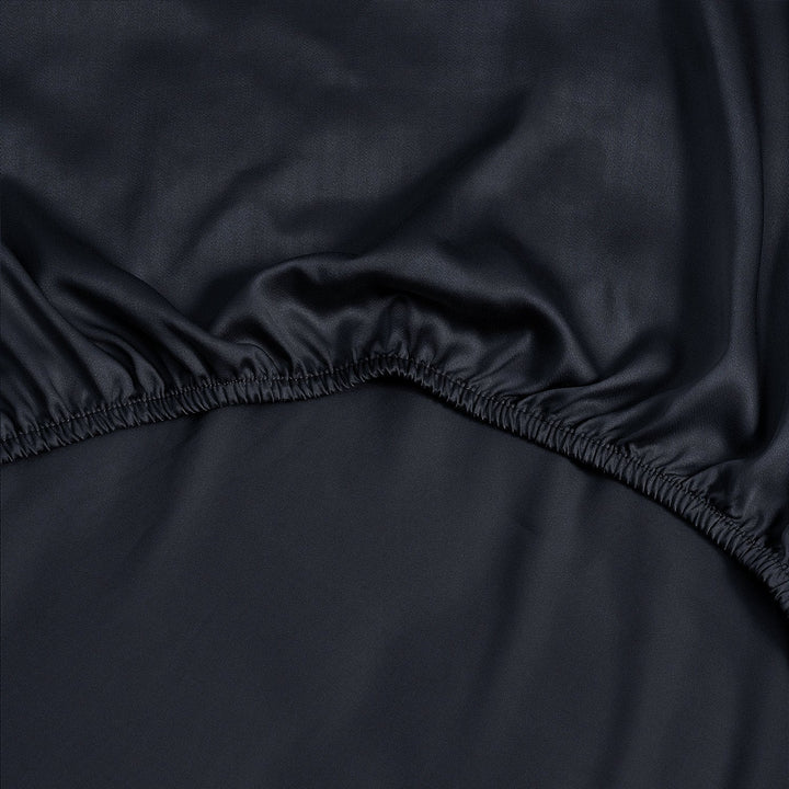 Bedding Set with Fitted Sheet and Two Pillowcases - Bedroom - Black - Oaksoho