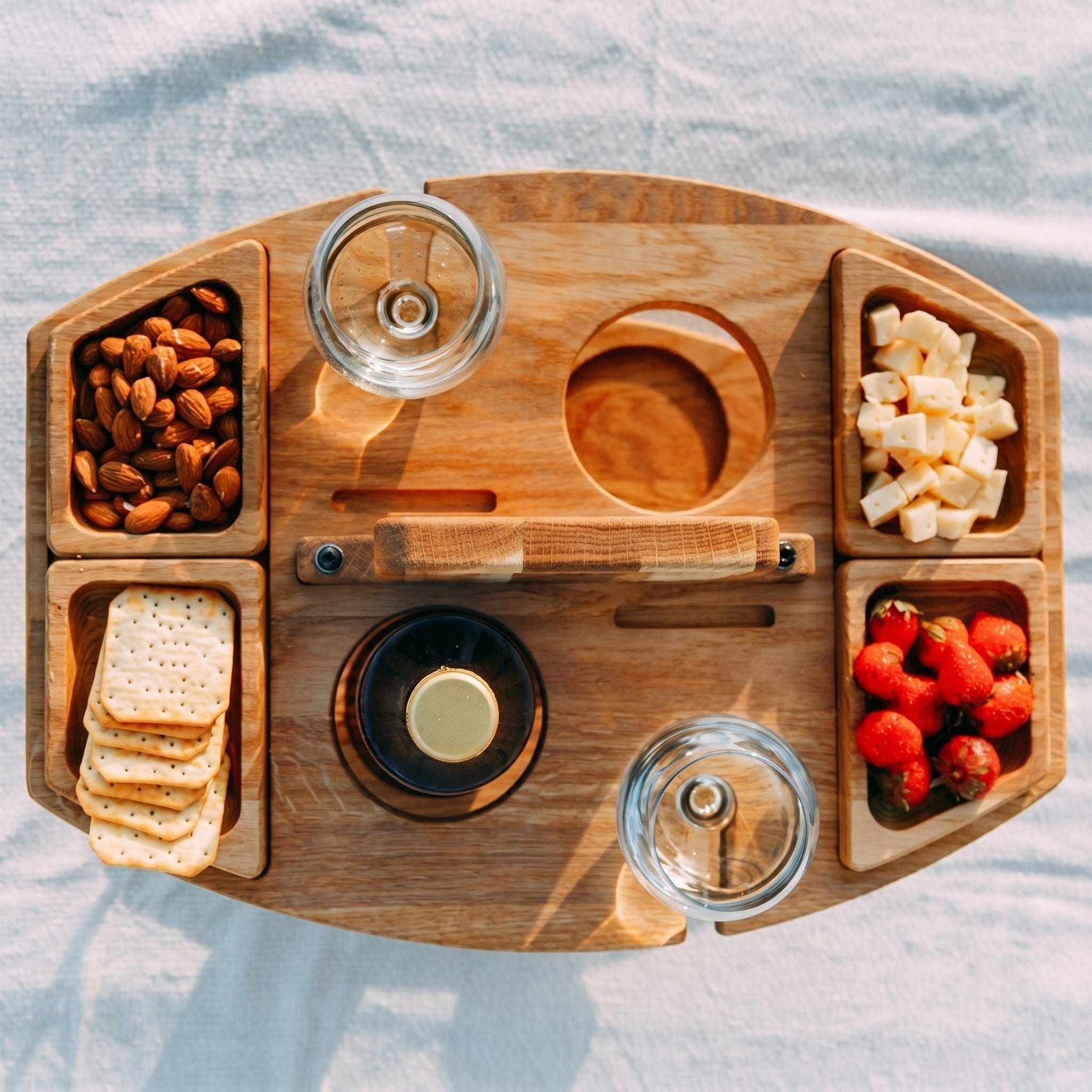 Caddy – Wine & Aperitif Table for Outdoor Use - Picknicktisch - Oaksoho