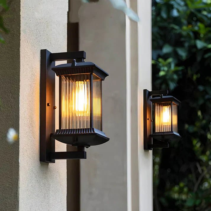 Classic Outdoor Wall Lamp with Warm LED Light - Wall Light - Oaksoho