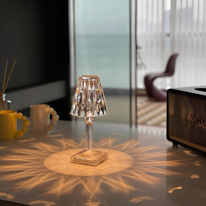 Crystal Diamond - Shaped Table Lamp with Square Base - Table Lamps - Crystal - Oaksoho