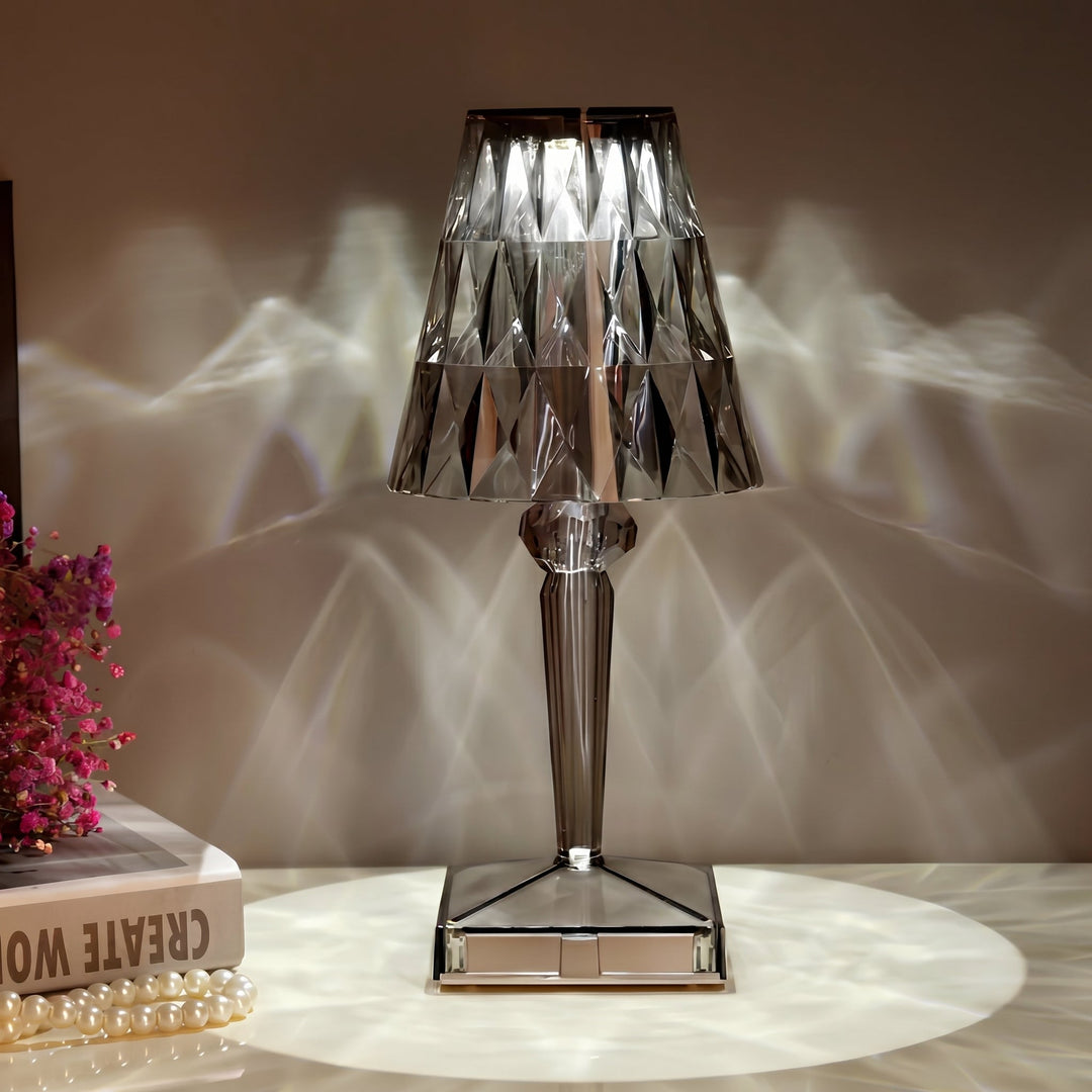 Crystal Diamond - Shaped Table Lamp with Square Base - Table Lamps - Crystal - Oaksoho