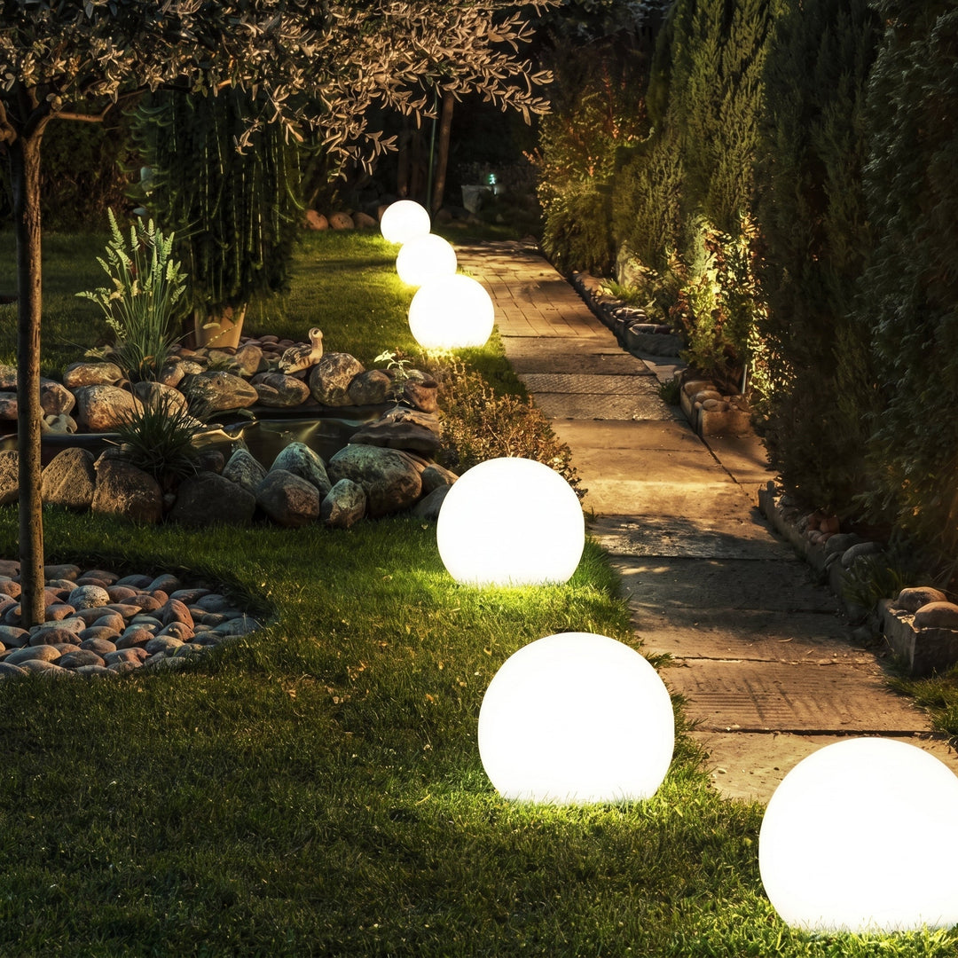Decorative LED Ball Light for Indoor and Outdoor Use - Ball Light - 12x12x12 cm - Oaksoho