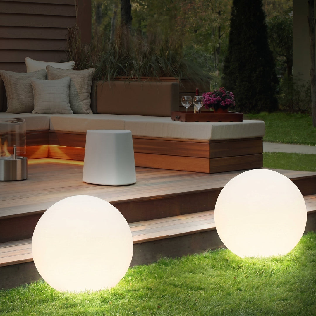 Decorative LED Ball Light for Indoor and Outdoor Use - Ball Light - 12x12x12 cm - Oaksoho