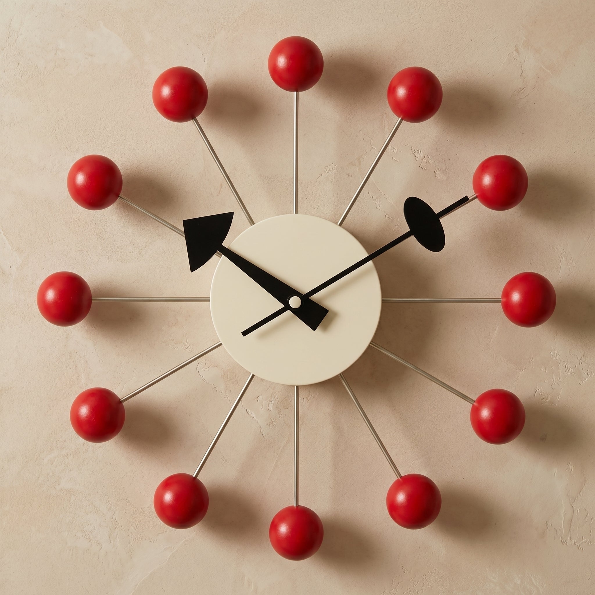 Decorative retro ball wall clock in a spherical design - Wall Clock - Red - Oaksoho