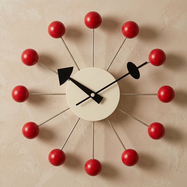 Decorative retro ball wall clock in a spherical design - Wall Clock - Red - Oaksoho