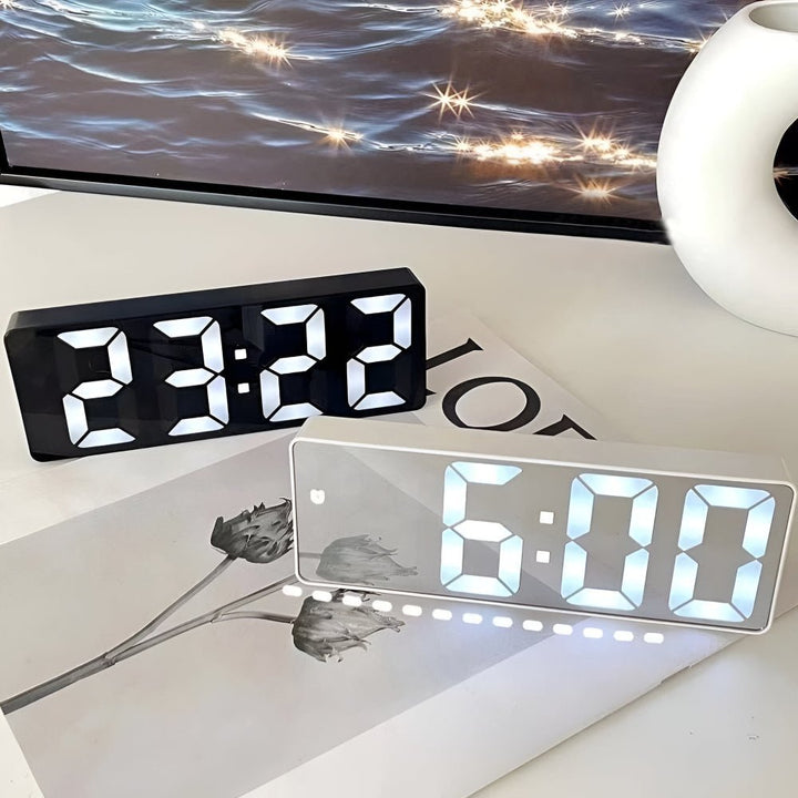 Digital Alarm Clock with LED Mirror Display - Alarm clock - Glossy Black - Oaksoho