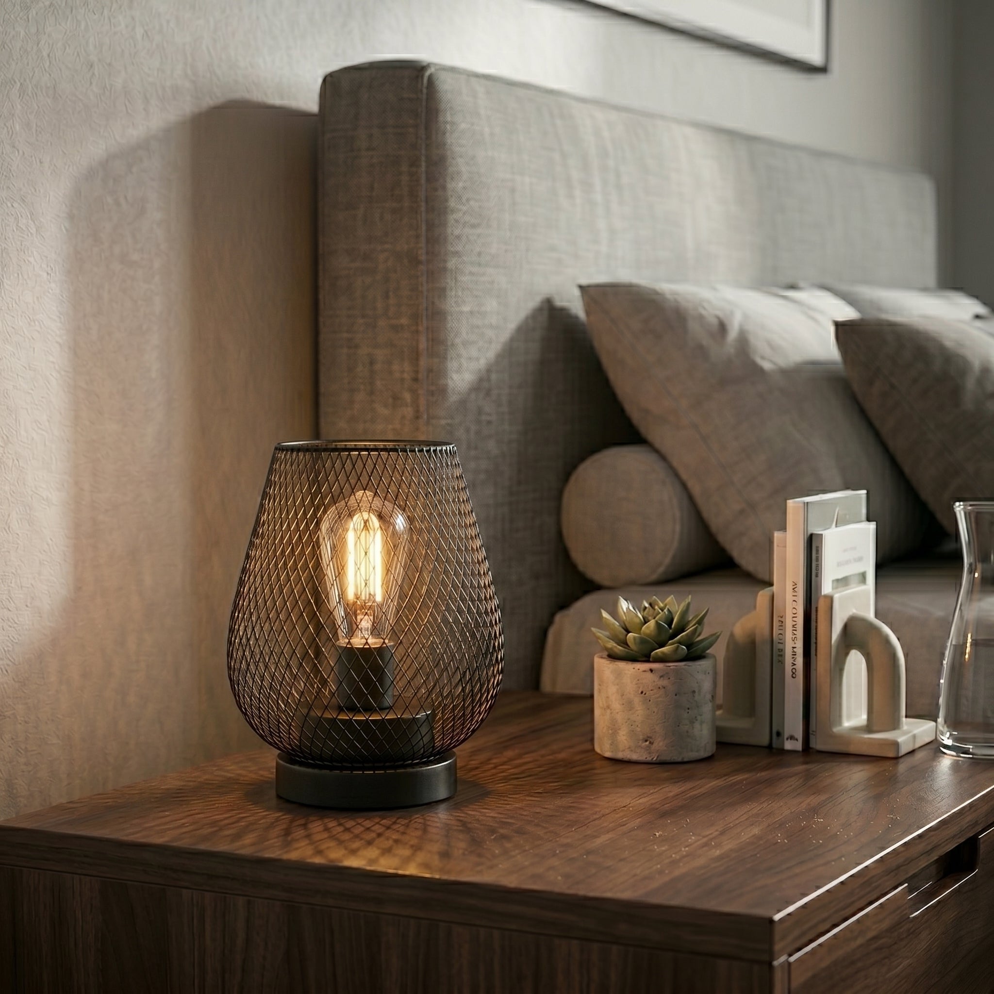 Drop - shaped Wireless Lampshade with Metal Grid Design - Table Lamps - Black - Oaksoho