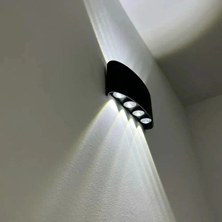 Elina – Modern LED Wall Light for Indoor & Outdoor Use in Black & White