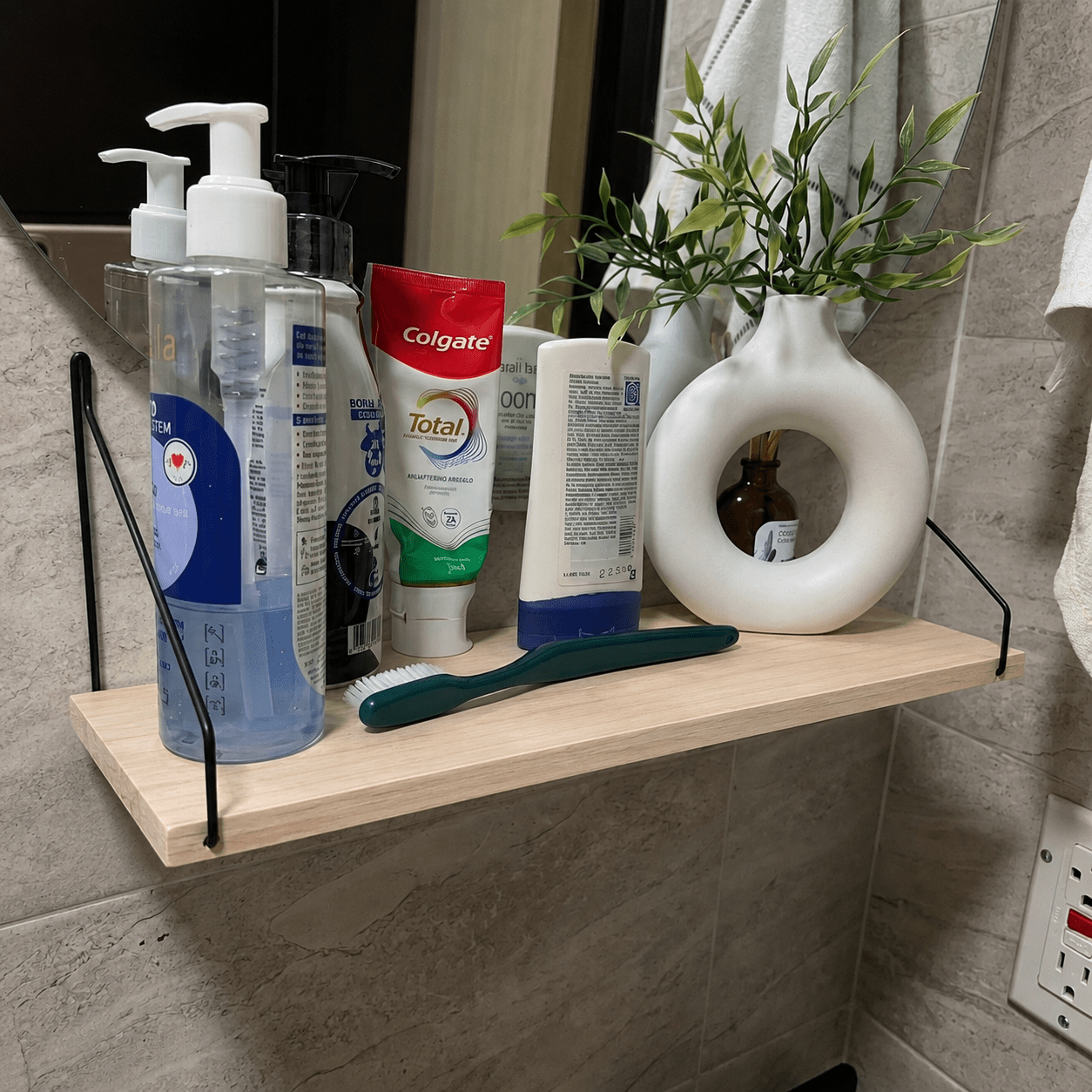 Floating Wall Shelf with Angled Bracket - Wall Shelf - 30x16.5x15.8 cm - Oaksoho