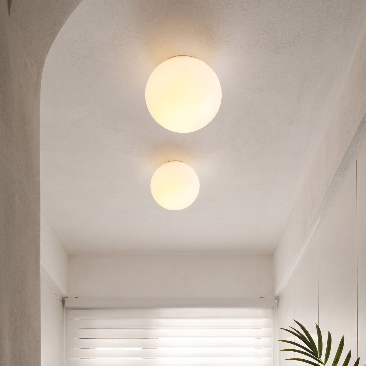 Frosted Glass Globe Wall Lamp with Minimal Metal Base - Wall Light Fixtures - 12 cm - Oaksoho