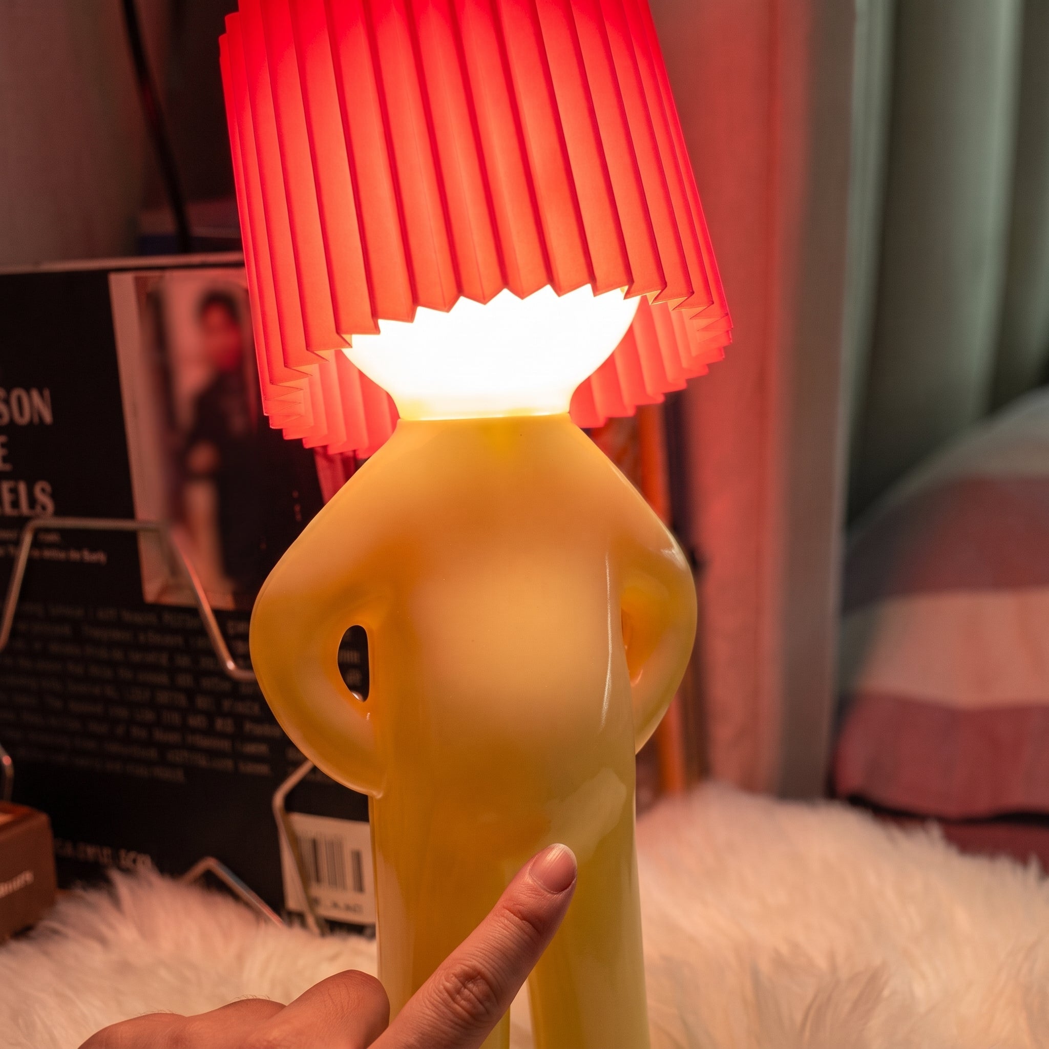 Human Figure Table Lamp with Pleated Shade - Table Lamps - Pink - Oaksoho