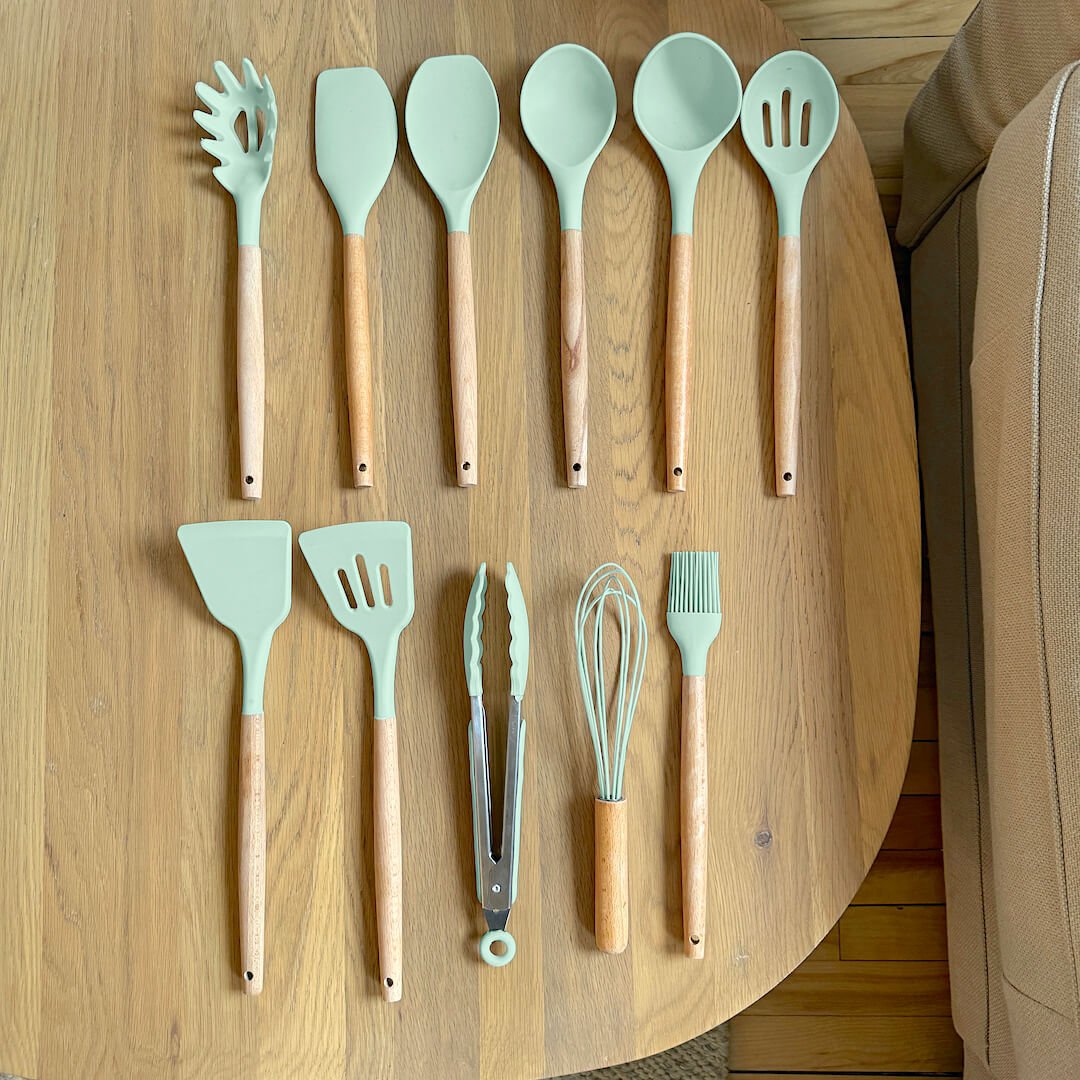 Kitchen Utensil Set with Wooden Handles - Cooking Utensils - Mint Green - Oaksoho