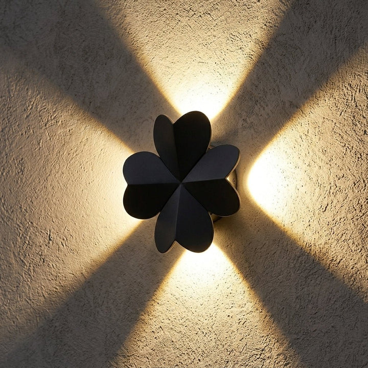 LED Outdoor Wall Light in Decorative Form - Wall Light - White - Oaksoho