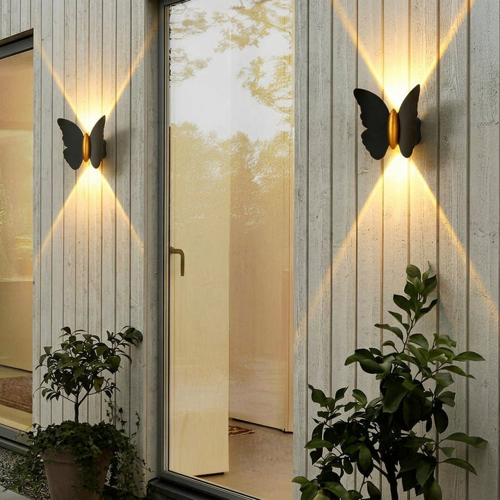 LED Outdoor Wall Light in Decorative Form - Wall Light - Black - White - Oaksoho