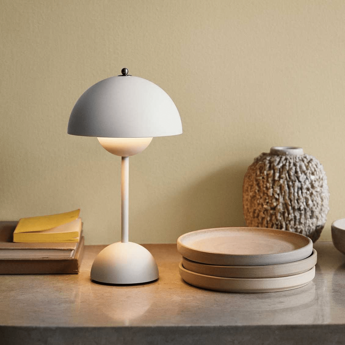 LED Table Lamp in Modern Arch Design - Tischlampen - White - Oaksoho
