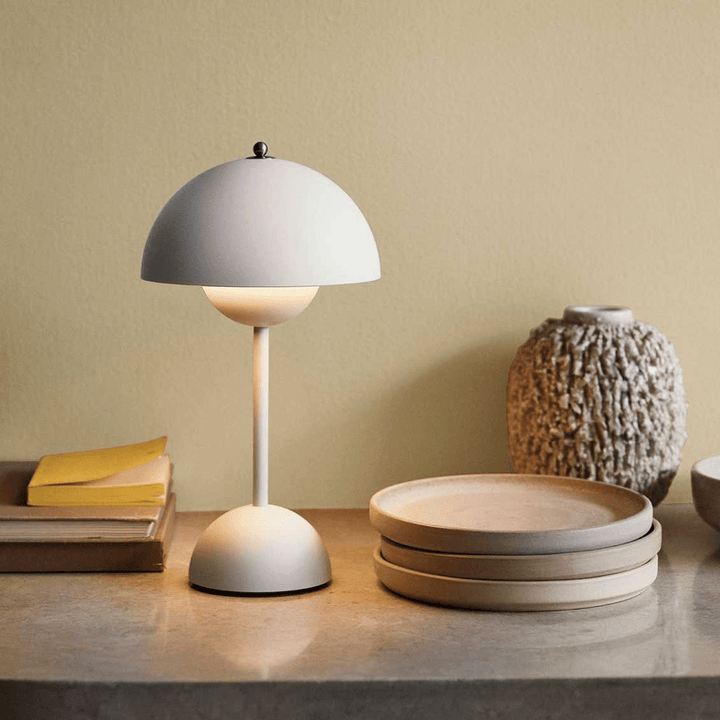 LED Table Lamp in Modern Arch Design - Tischlampen - White - Oaksoho