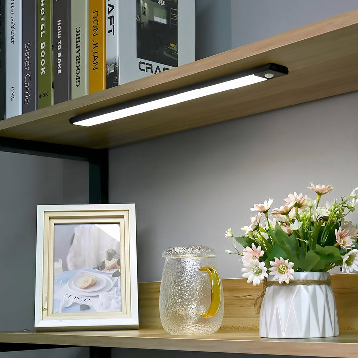 Magnetic Wireless LED Light Bar with Motion Sensor - LED Light bar - Black - Oaksoho