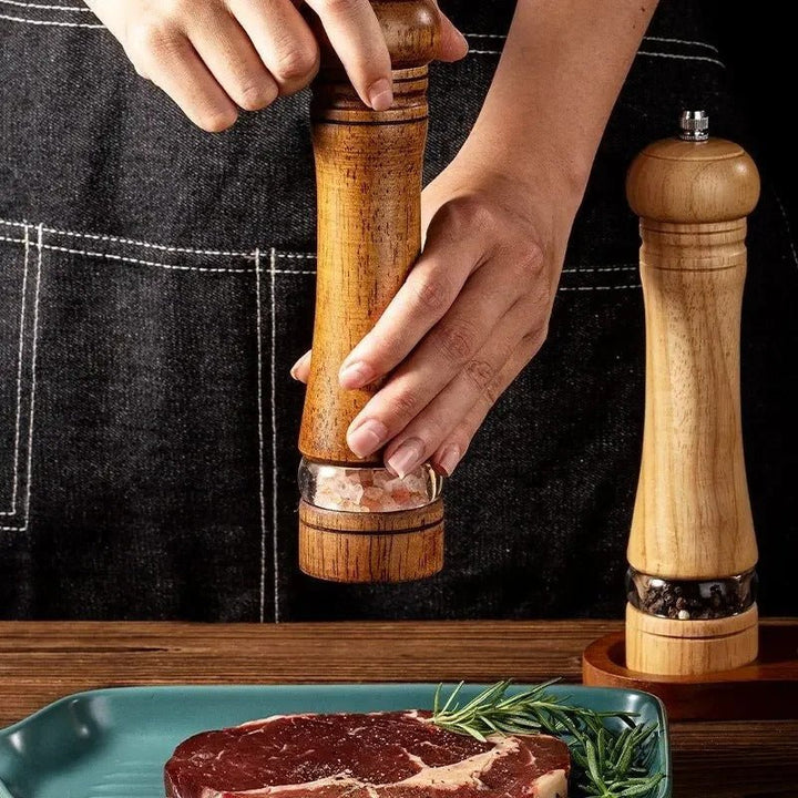 Manual wooden spice mill for the kitchen - Spice Mill - Oaksoho