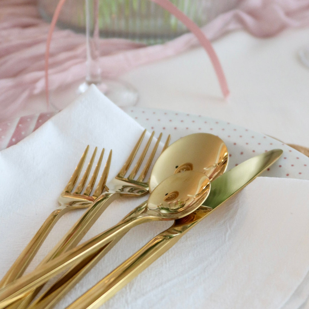 Minimalist Stainless Steel Cutlery Set 30-Piece - Kitchen Utensils - Gold - Oaksoho