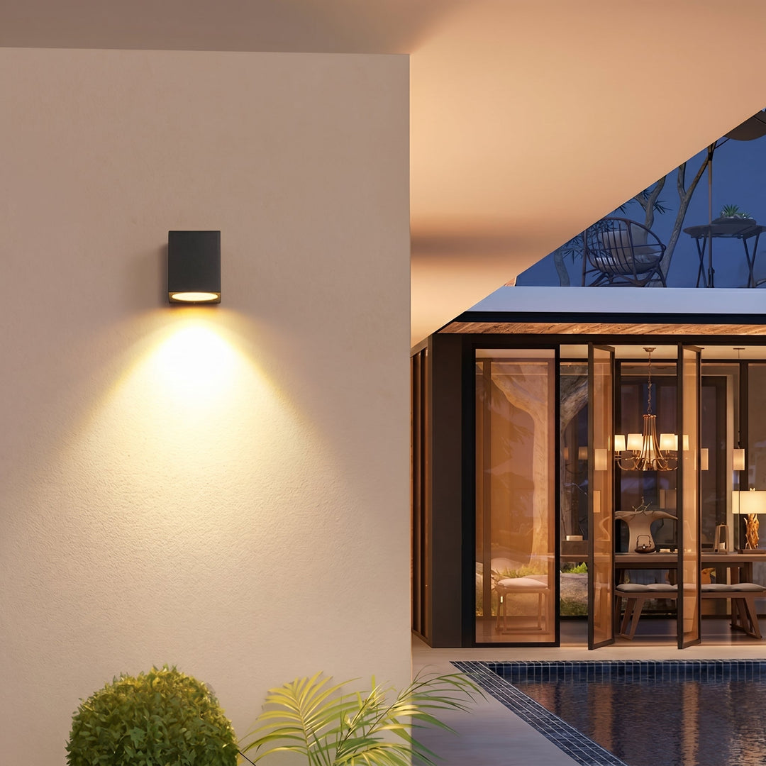 Minimalistic LED Wall Light for Outdoor Use - Wall Light - 1 - Way - Oaksoho